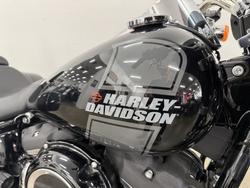 2021 HARLEY-DAVIDSON FLSB SPORT GLIDE Black