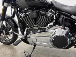 2021 HARLEY-DAVIDSON FLSB SPORT GLIDE Black
