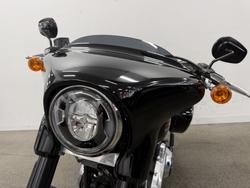 2021 HARLEY-DAVIDSON FLSB SPORT GLIDE Black
