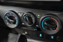 2016 Toyota Hilux SR
