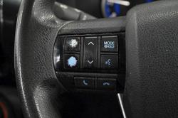 2016 Toyota Hilux SR