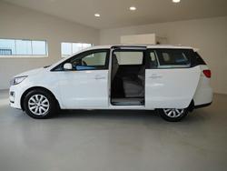 2018 Kia Carnival S