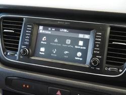 2018 Kia Carnival S