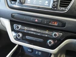 2018 Kia Carnival S