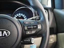 2018 Kia Carnival S