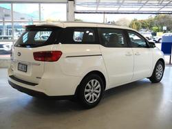 2018 Kia Carnival S
