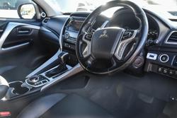 2017 Mitsubishi Pajero Sport Exceed