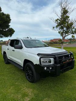2025 Mitsubishi Triton GLX-R