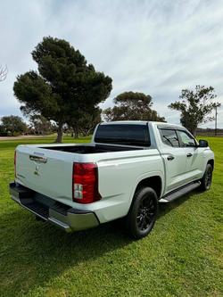 2025 Mitsubishi Triton GLX-R
