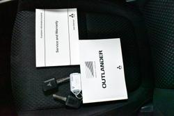 2017 Mitsubishi Outlander LS