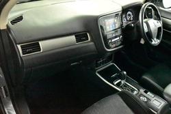 2017 Mitsubishi Outlander LS