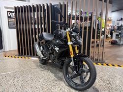 2026 BMW Motorrad G 310 R COSMIC BLACK