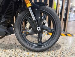 2026 BMW Motorrad G 310 R COSMIC BLACK