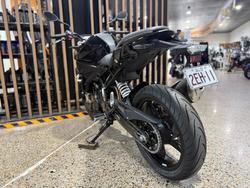 2026 BMW Motorrad G 310 R COSMIC BLACK