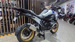 2026 BMW Motorrad R 1300 GS SILVER ICE