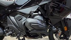 2026 BMW Motorrad 2026 BMW 1300CC R 1300 RT Impulse Black