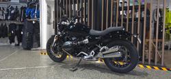 2025 BMW Motorrad R 12 Black