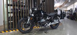 2025 BMW Motorrad R 12 Black