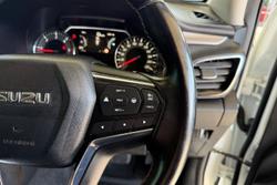 2022 Isuzu MU-X LS-T