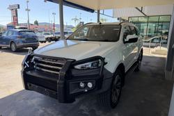 2022 Isuzu MU-X LS-T
