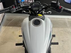 2021 Kawasaki VULCAN S (EN650D LAMS) WHITE