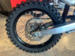 2026 Honda CRF250R RED