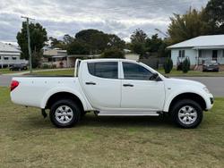 2013 Mitsubishi Triton GLX