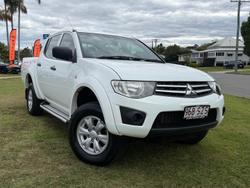 2013 Mitsubishi Triton GLX