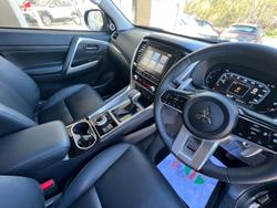 2024 Mitsubishi Pajero Sport Exceed