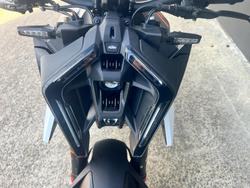 2026 Ktm 990 DUKE R ORANGE