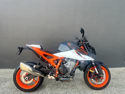 KTM 990 Duke R