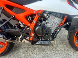 2026 Ktm 990 DUKE R ORANGE