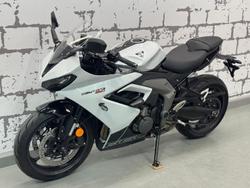 2024 Triumph Daytona 660 LAMS Daytona White