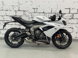 2024 Triumph Daytona 660 LAMS Daytona White