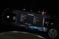 2025 Volvo XC60 Plus B5 Bright