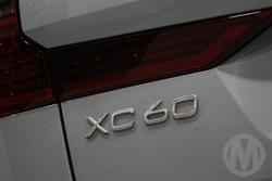2025 Volvo XC60 Plus B5 Bright