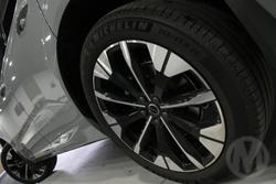 2025 Volvo XC60 Plus B5 Bright