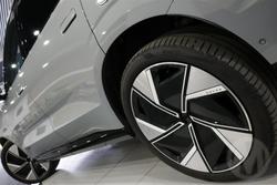 2025 Volvo EX90 Ultra Twin Motor Performance