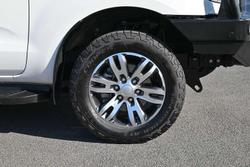2020 Ford Everest Trend