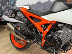 2026 Ktm 990 DUKE ORANGE