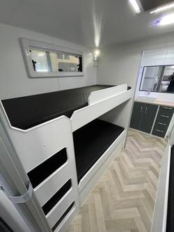2026 Leader Caravans 2500 Quad Bunk Gold Le