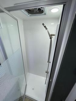 2026 Leader Caravans 2500 Quad Bunk Gold Le