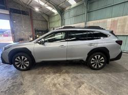 2023 Subaru Outback AWD Touring XT