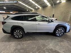 2023 Subaru Outback AWD Touring XT