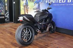2012 Ducati DIAVEL CARBON Black
