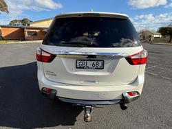 2016 Isuzu MU-X LS-T