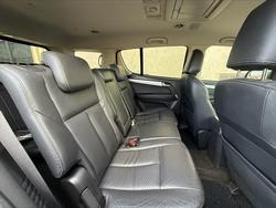 2016 Isuzu MU-X LS-T