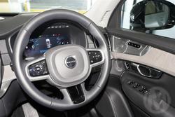 2025 Volvo XC90 Ultra B5 Dark