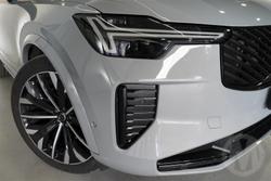 2025 Volvo XC90 Ultra B5 Dark