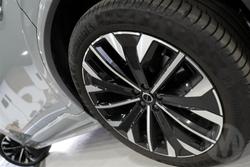 2025 Volvo XC90 Ultra B5 Dark
